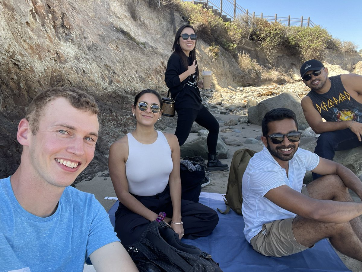 Andy DeLaitsch (@andydelaitsch) on Twitter photo <a href="/BMBCaltech/">BMB Caltech</a> made it to the beautiful UCSB for SoCal cryo-EM! <a href="/annakarenorta/">Anna Karen Orta</a> <a href="/bjorkmanlab/">The Bjorkman Lab</a> <a href="/clemonslab/">Clemons Lab @Caltech</a> <a href="/BMBCaltech/">BMB Caltech</a> made it to the beautiful UCSB for SoCal cryo-EM! <a href="/annakarenorta/">Anna Karen Orta</a> <a href="/bjorkmanlab/">The Bjorkman Lab</a> <a href="/clemonslab/">Clemons Lab @Caltech</a>