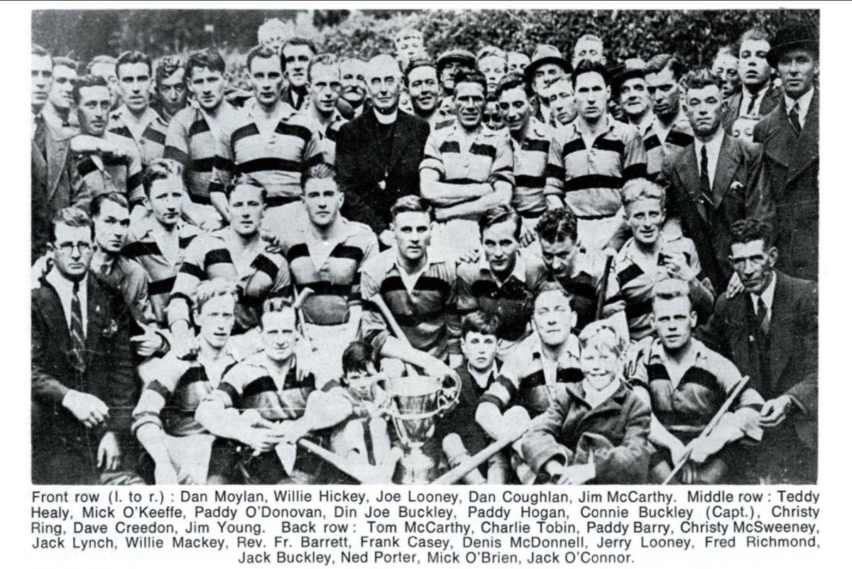 HurlingHistory's tweet photo. The Glen Rovers and Ballincollig teams which contested the @OfficialCorkGAA County Senior Hurling Championship Final at the old Cork Athletic Grounds on this day in 1941 #corkhurlinghistory 🟡🟢⚫️ ⚪️🟢 https://t.co/Us1doHlNG5