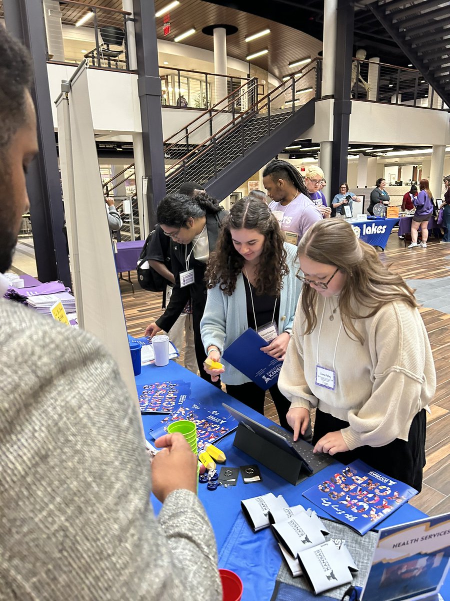 KCKPS HR tweet media