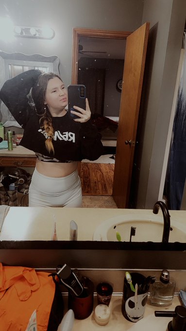 Say hi, or you're blocked 🚫 https://t.co/tmlEvojCPR<a href="/tag/newprofilepic"class="tags"><span>#newprofilepic</span></a>