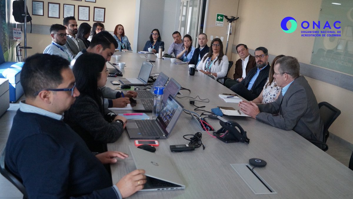 ONAC_COLOMBIA's tweet photo. Hoy junto a @cheulrico, conversamos en un espacio para compartir experiencias y aprender de la infraestructura de la calidad a nivel mundial. Además destacamos la importancia de la transformación y la comunicación para generar un posicionamiento de los Organismos de #Acreditación https://t.co/MCVWLi9boZ