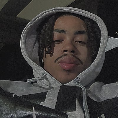 CammHendrix_'s tweet photo. #NewProfilePic https://t.co/N5dqLVSzTx