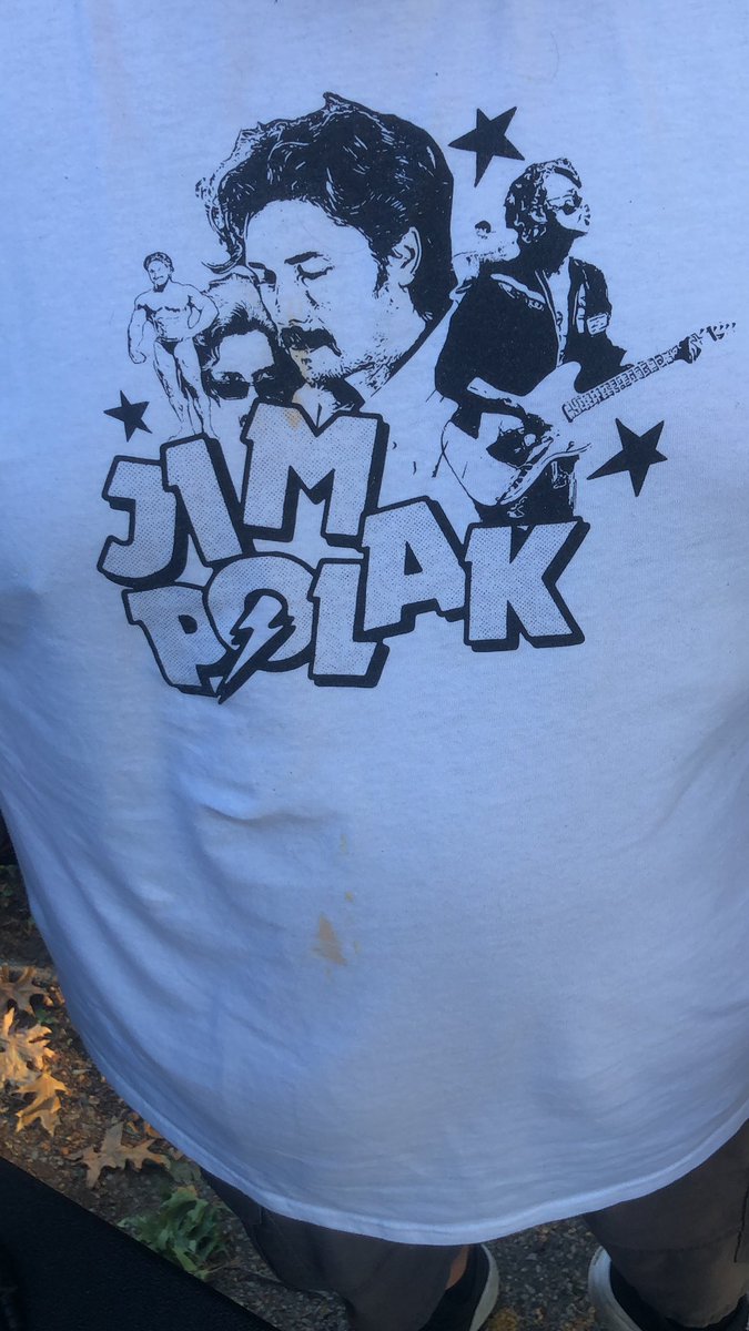 Yeshy just spilled chipotle aoili from taquerito 84 on Jim shirt and all the Jim doodles started dancin once he taste the sauce. Weird