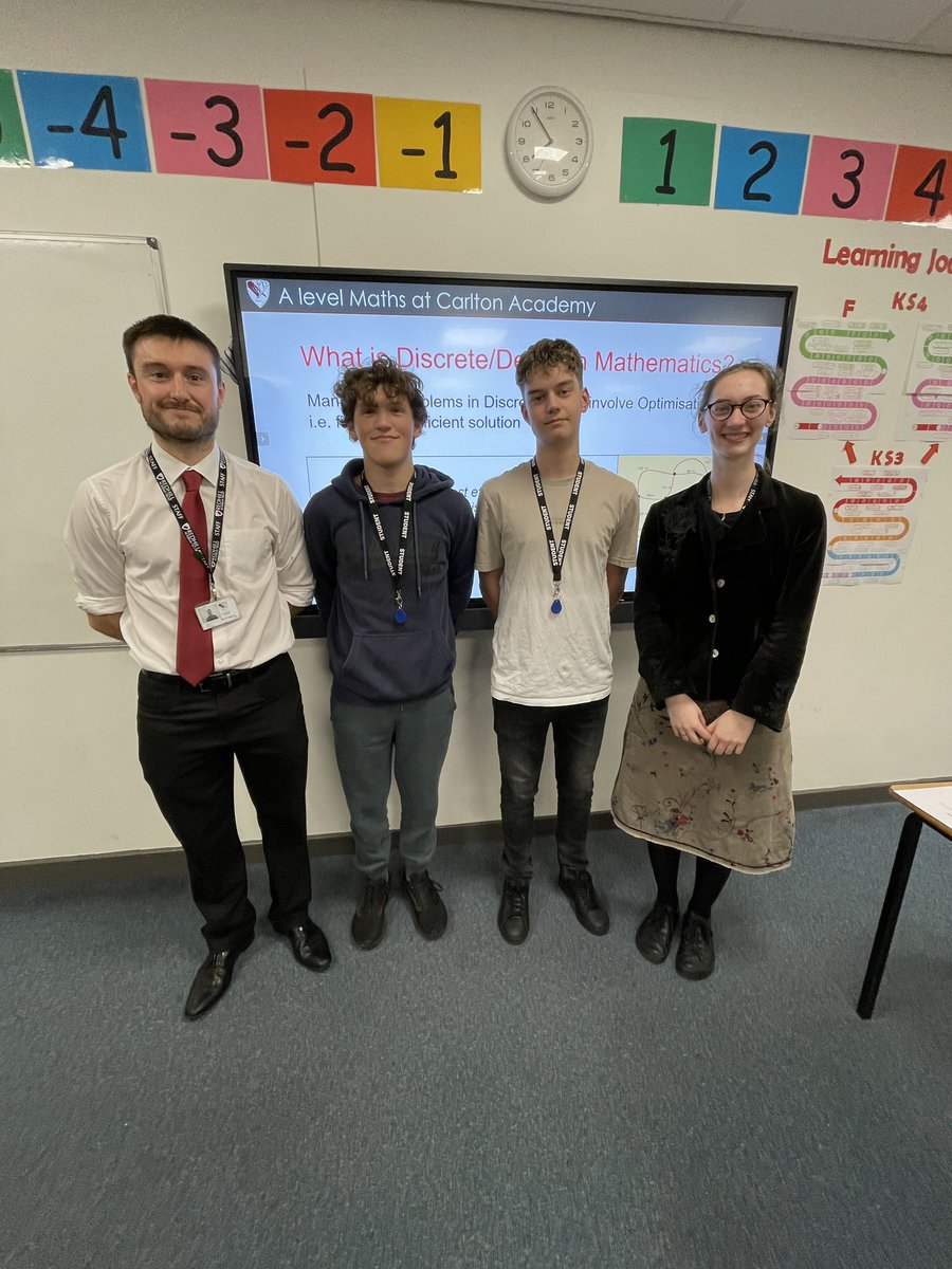 What a wonderful bunch of Sixth Formers we have! These are just a few of the many that came and supported their school/Sixth Form at this evening’s Sixth Form Opening Evening event. What a team you are!