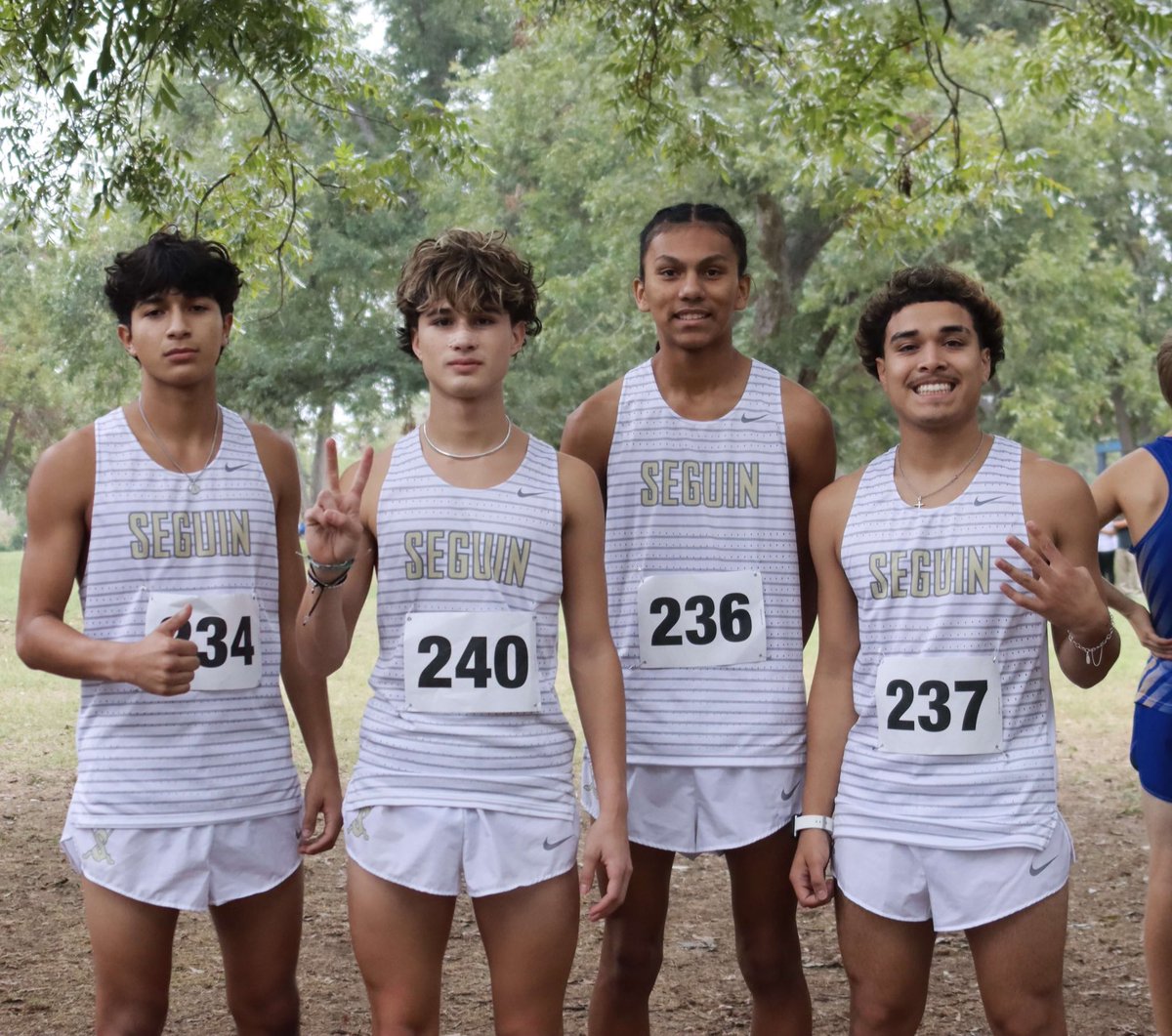 CoachWells_SHS's tweet photo. Last race today for our amazing Seniors! We appreciate your dedication to the Seguin XC program and wish you nothing but the best in the future! 🫶🏼@SeguinISD @SeguinAthletics @SeguinHSTx https://t.co/sRCVnEpmN2