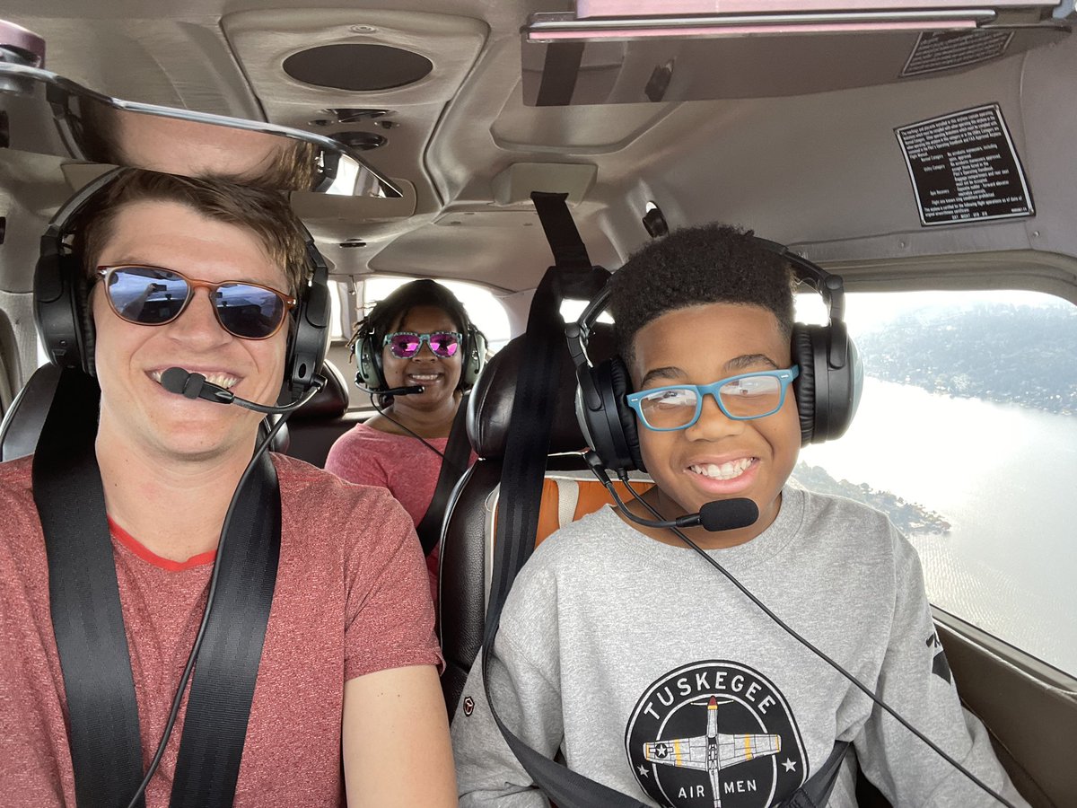 courtsidekev's tweet photo. Thanks @BoeingAirplanes https://t.co/Uhj1FY8VaZ
