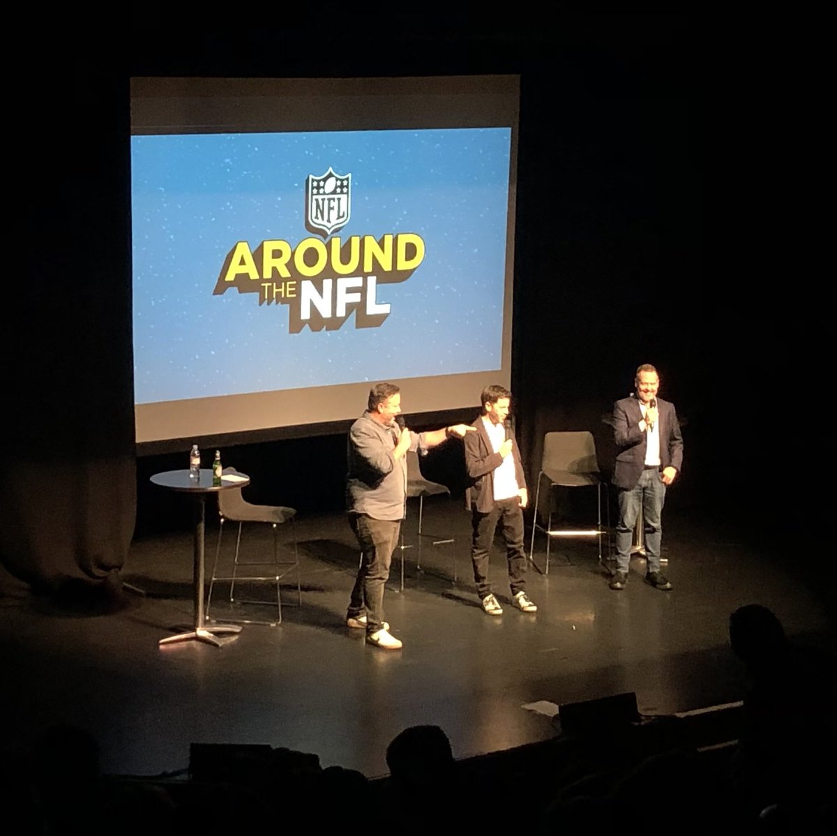 Live from London Town with the <a href="/AroundTheNFL/">Around The NFL</a> football cognoscenti <a href="/DanHanzus/">Dan Hanzus</a> <a href="/greggrosenthal/">Gregg Rosenthal</a> and <a href="/MarcSessler/">Marc Sessler</a> and fellow 🏈 nerds <a href="/ritcht81/">tom ritchie</a> &amp; <a href="/rickythemask/">Rich Dow</a>