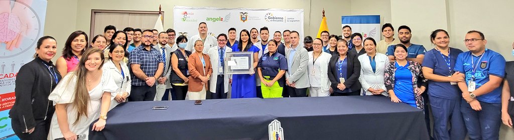 LosRiosIESS's tweet photo. El Hospital IESS-Quevedo recibió el certificado de acreditación como STROKE READY CENTER por parte de la Vicepresidencia de la República e Iniciativa Angels. Esto significa que el hospital está preparado para atender adecuadamente a pacientes con ACV (accidente cerebro vascular). https://t.co/CME9l45Yk3