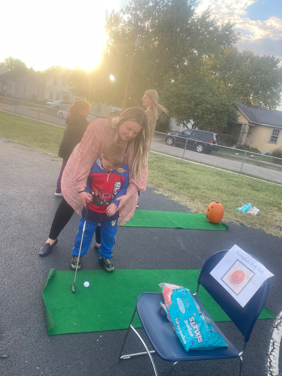 Thank you to <a href="/Fairwood_PTO/">Fairwood PTO</a> and all of the volunteers who made our annual Fall Fest a success. Everyone had a great time!
🍁❤️🍁
#BelieveBeIntentional