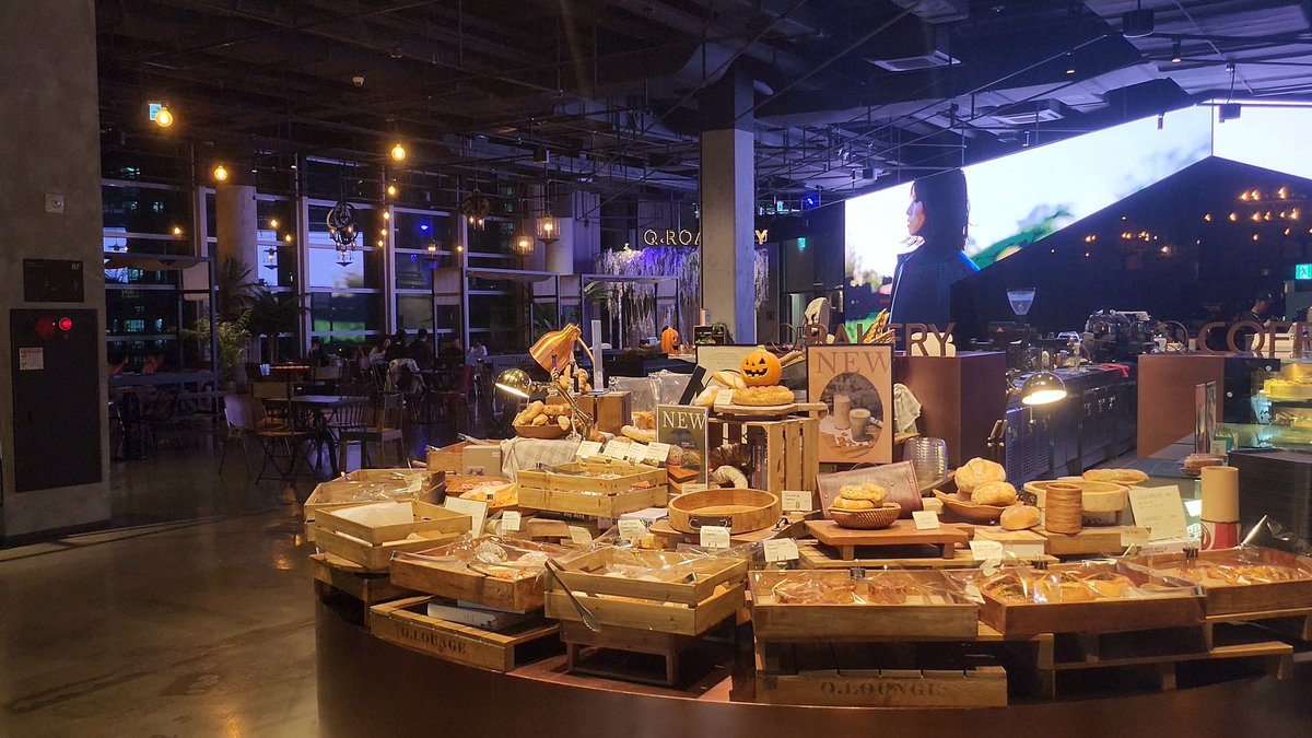 KyeongpilC8702's tweet photo. 今日も頑張りましょう🎵

#qlounge #釜山 #부산카페 #釜山カフェ #busancafe https://t.co/dLz9lFXtNS