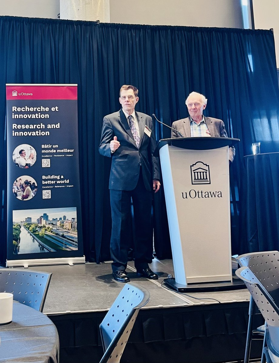 Two great colleagues Bob @BoydNLOLab and Paul @attoscience_ca wrap up another successful Schawlow-Townes Symposium on Photonics including a great talk from our new hire @creatematerials @uOttawaResearch @uOttawaScience