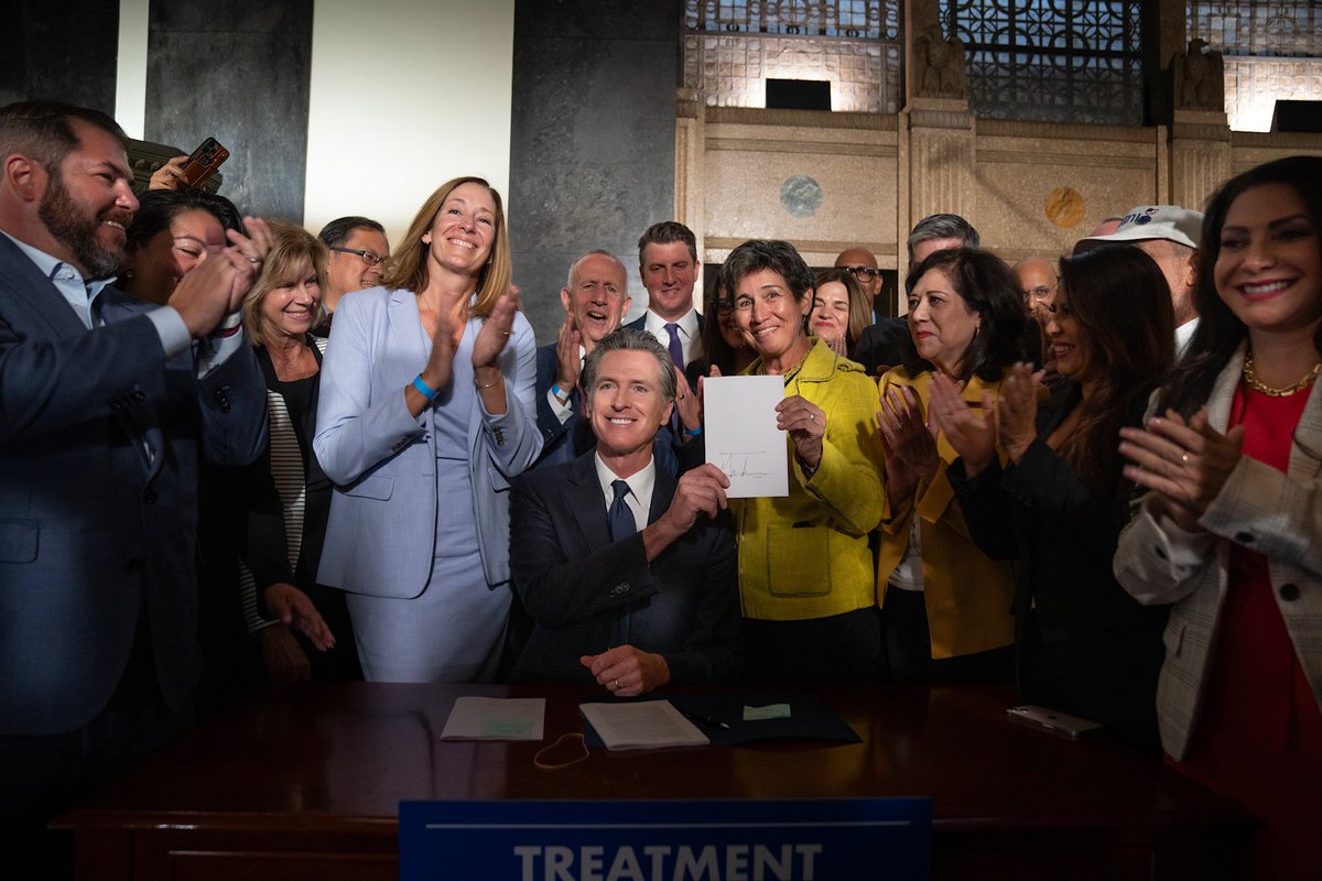 People with serious behavioral health issues deserve treatment, not tents. Now, thanks to @SenSusanEggman, @ASM_Irwin, & countless others, Californians will have the opportunity in March 2024 to vote to transform our mental health system for the first time in decades.