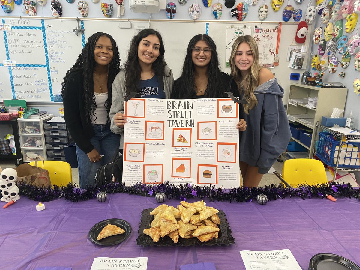 Lisa Silverman tweet media