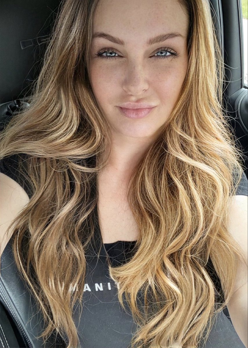 Liz Churchill tweet media