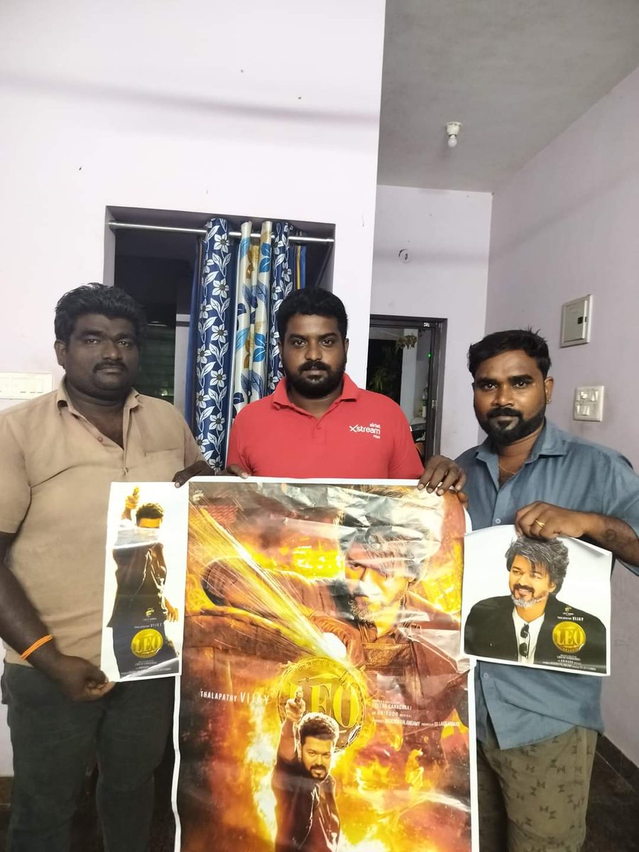 THAMILANGOKUL's tweet photo. #தளபதியின் லியோ திரைப்படம் ஸ்டிக்கர் பெரும்பாக்கம் பகுதி மற்றும் தளபதி ரசிகர்களுக்கு வழங்கப்பட்டது 🇦🇷 https://t.co/bAgIZo6G41