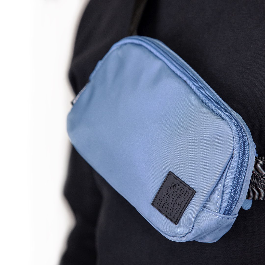 hyperfly's tweet image. The Hyperfly Utility Bag is now available in Sage, Slate Blue, and Black. Blend style and convenience with this cross-body style bag.

hyperfly.com/collections/ge…

#HYPERFLY #YCTH #YouCantTeachHeart