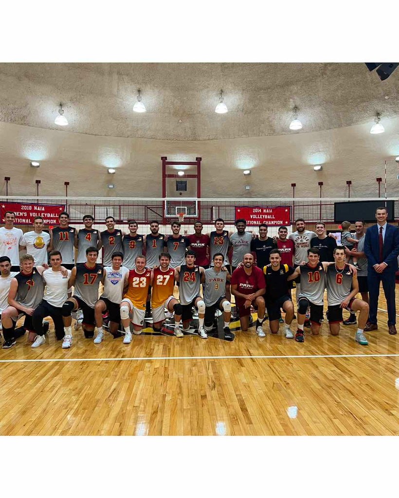 Paul2Tall4Yall's tweet image. 2023 @Park Promising Young Professional Alumni Award. 🤝

No matter how many years pass, this school shows me love and I show it right back. ☠️⚓️ #ParkU #Homecoming #ProtectTheBreck #ParkFam #ParkAthletics #Alumni #PlayNAIA #NationalChampions #BilanzicLaw