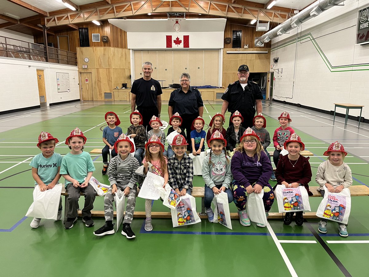 Lisa grande tweet media