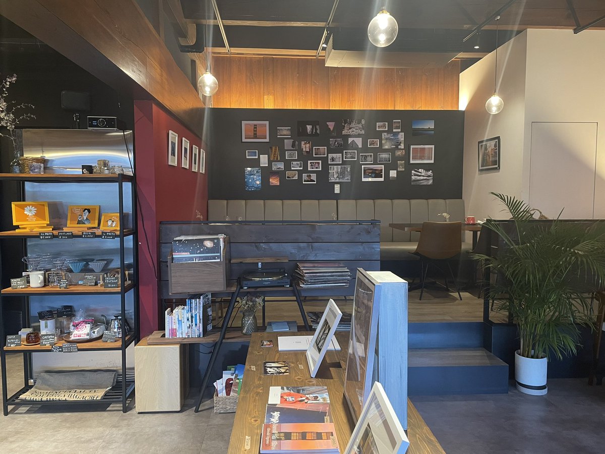 1026Hero's tweet photo. この度　10.7〜11.30 まで神奈川県茅ヶ崎市在住のフォトグラファーHIROAKI OGAWAの写真展に一部共同作で作品を出すことになりました
YUTO MORIOKAで出店しております
栃木と遠方にはなりますが是非お立ち寄り下さい

#art #photo #coffee #栃木 #秋 #個展 
#コーヒー https://t.co/Y7iHDW40X7