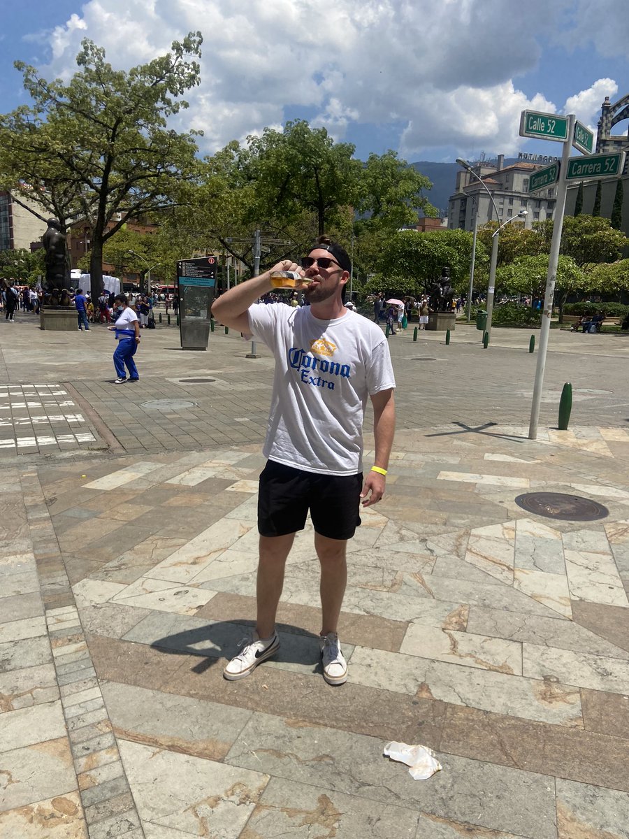 loganrader92's tweet photo. Medellín, Colombia 🇨🇴 https://t.co/3GknI9kgtv