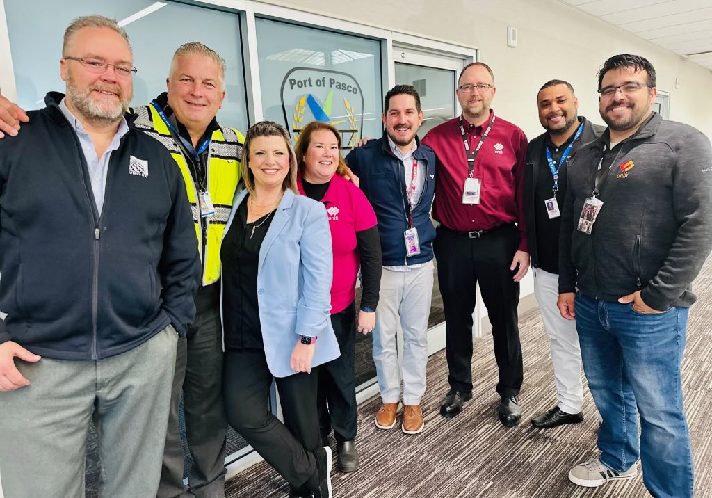 Here in Pasco PSC working together with our Safety Professionals from UNIFI on a joint Assessment seeing growth and passion for safety at this location. #SafetyExcellence ⁦<a href="/AOSafetyUAL/">AO Safety UAL</a>⁩ ⁦@Jmass29Massey⁩ ⁦<a href="/Westcoastmike1/">West Coast Mike</a>⁩ ⁦<a href="/UnifiAviation/">Unifi</a>⁩ ⁦<a href="/JohnK_UA/">John Kleberg</a>⁩