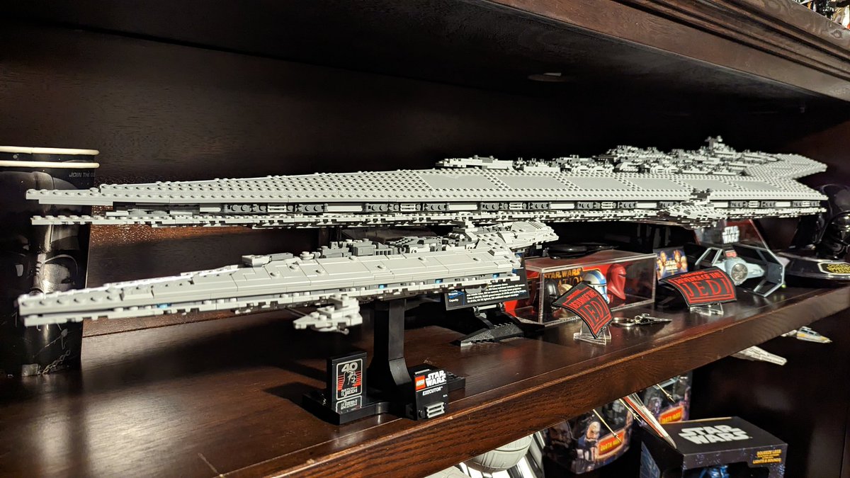 WayneDupree's tweet photo. @LEGO_Group Hope these are up to snuff! #afol #starwarslego https://t.co/2Ns2Cj8pGj