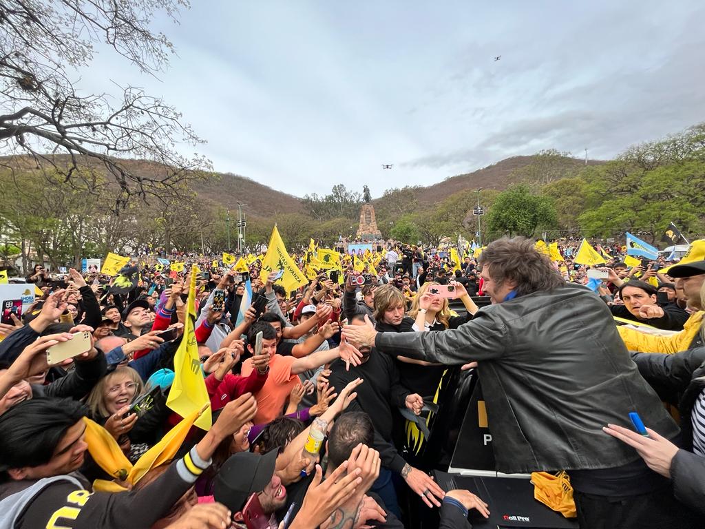 JMilei's tweet image. Muchas gracias SALTA...!!!
VIVA LA LIBERTAD CARAJO