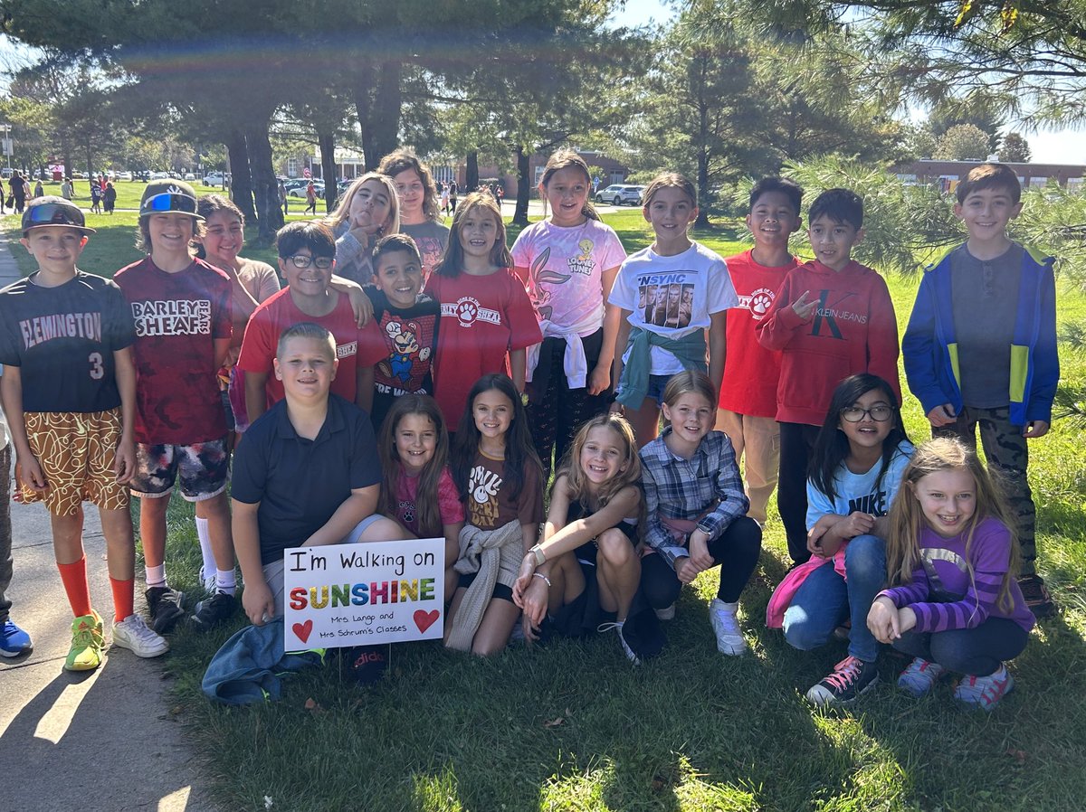 It was a great day for the <a href="/BarleySheafFRSD/">Barley Sheaf</a> Walkathon! <a href="/clango4/">Mrs. Lango</a> <a href="/FlemRarSchools/">FlemRarSchools</a>