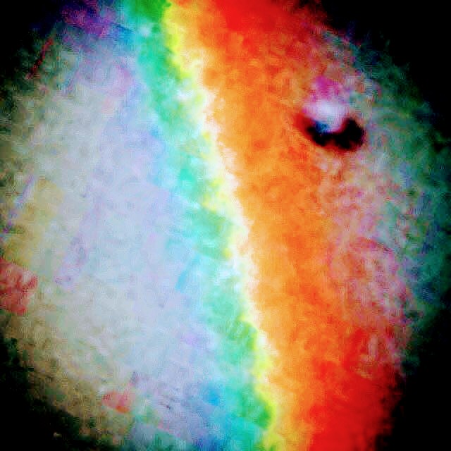 coreycomer38's tweet image. Travis what u think of these,I was taking pic of 2 🌈 after reviewing the pic I saw the object,I edited the bright ones, to bring out the details,mufon Canada classified it as uap,I didn&apos;t want released at time,now do,more to story