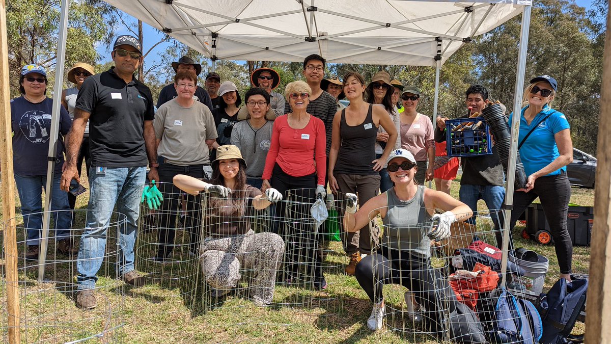 #communitygreening <a href="/BotanicSydney/">Botanic Gardens of Sydney</a> worked beside principal partner, MetLife employees, <a href="/wesleymission/">Wesley Mission</a> tenants and <a href="/AustralianBG/">The Australian Botanic Garden</a> to plant 250 trees at Mt Annan. Working with partners to create meaningful opportunities.😀