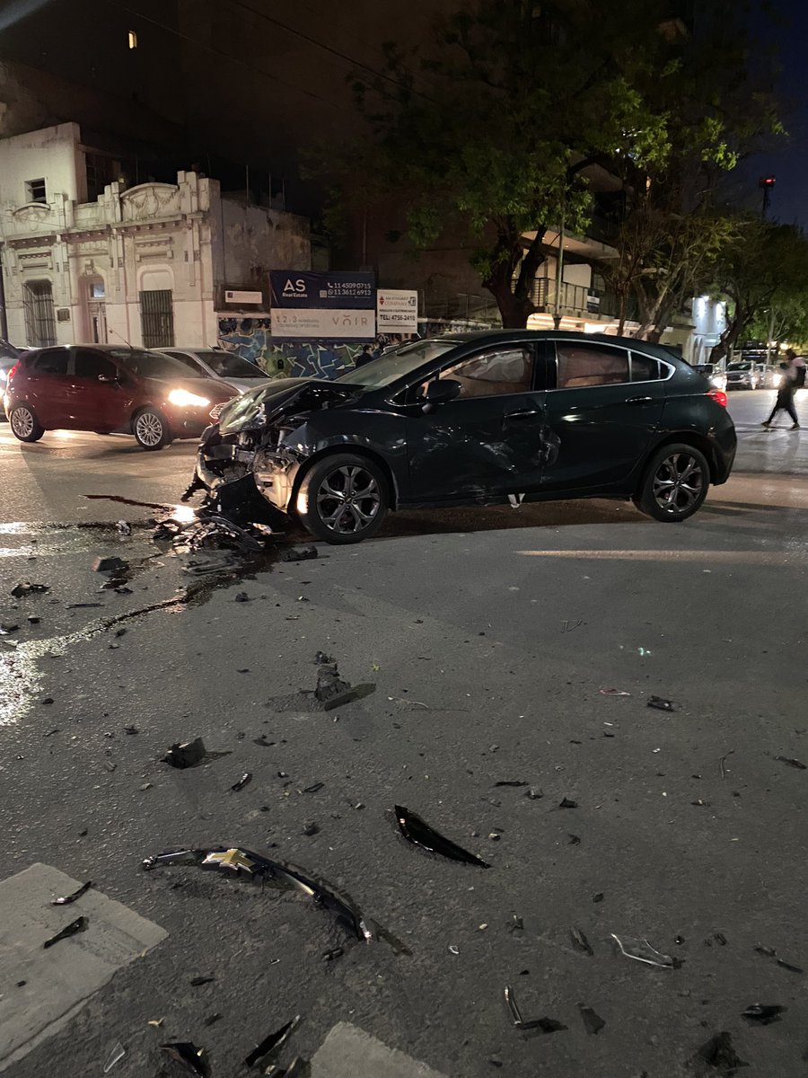 Laura Krynski tweet media