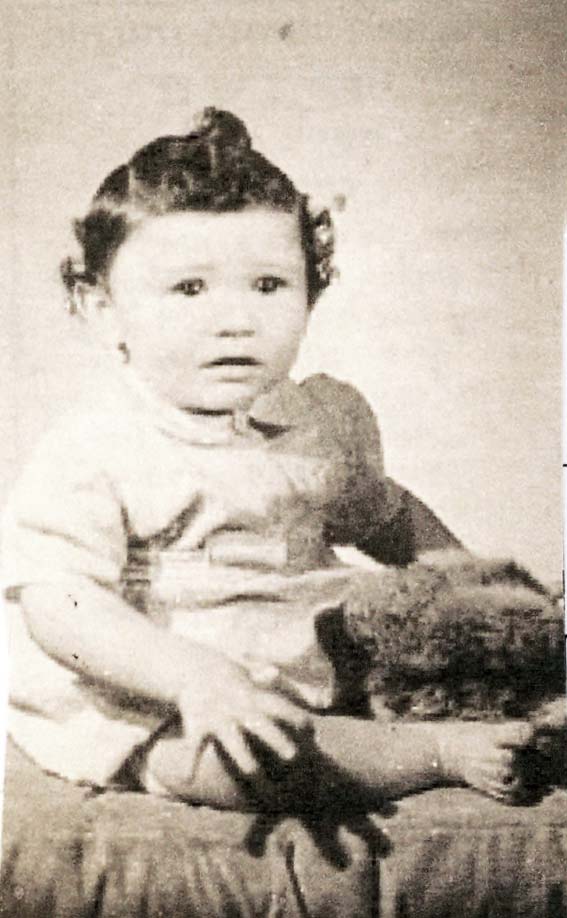 13 October 1942 | A French Jewish boy, Jean Stolowicz, was born in Paris.

He arrived at #Auschwitz on 10 October 1943 in a transport of 1,000 Jews deported from #Drancy. He was among 491 of them murdered in a gas chamber after the selection.