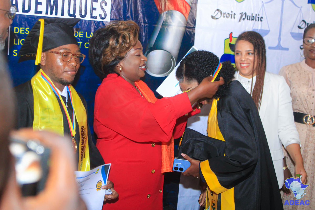 nesthelia's tweet photo. L’infatigable @ Solange Masumbuko Nyenyezi,  présente à la cérémonie de la collation des grades académiques des étudiants de l’université catholique du Congo, pour les encourager à pratiquer la règle des trois TTT.(temps , talent et travail)@NyenyeziSolange @JByergi @rkitsita https://t.co/evSHzdWoOZ