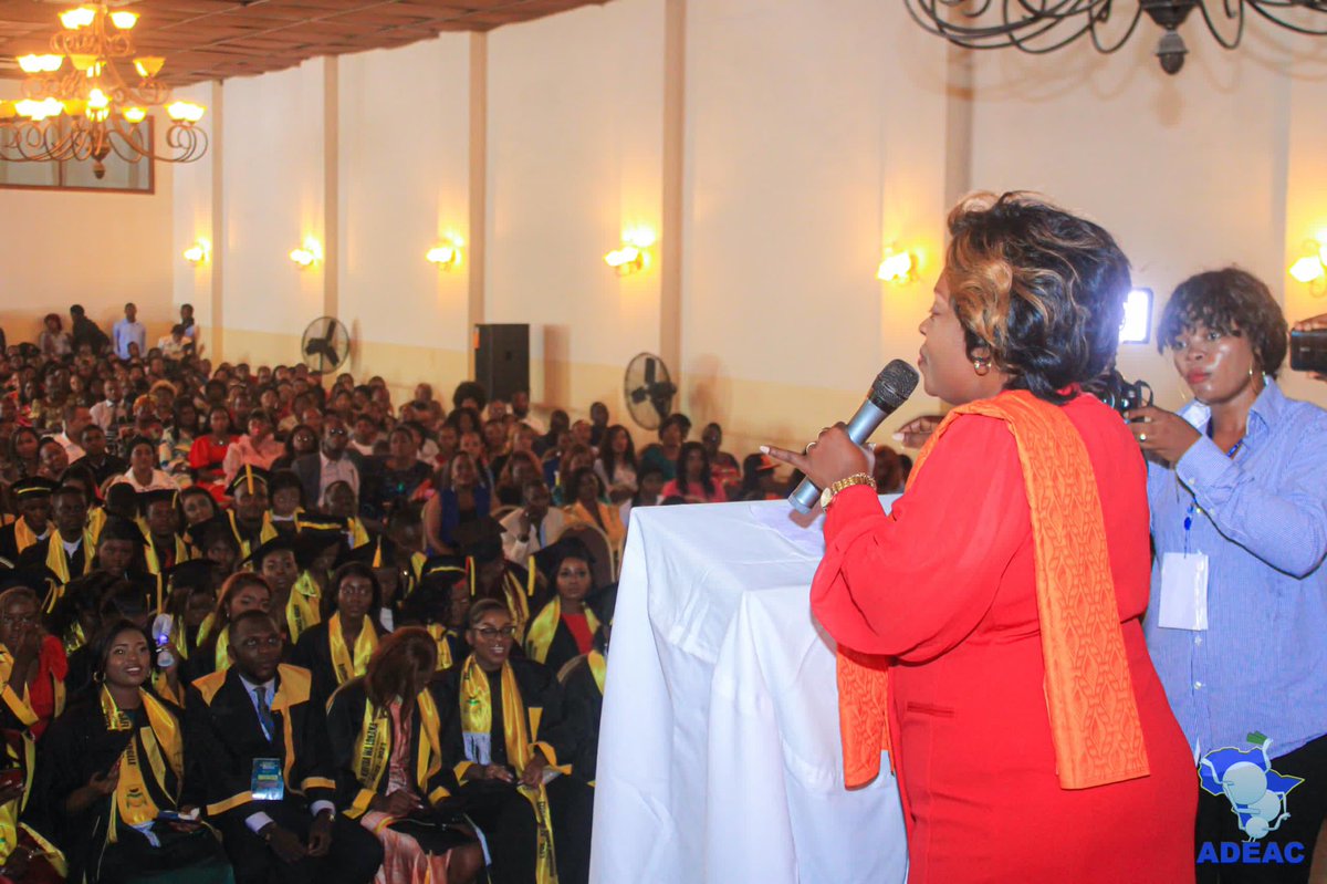 nesthelia's tweet photo. L’infatigable @ Solange Masumbuko Nyenyezi,  présente à la cérémonie de la collation des grades académiques des étudiants de l’université catholique du Congo, pour les encourager à pratiquer la règle des trois TTT.(temps , talent et travail)@NyenyeziSolange @JByergi @rkitsita https://t.co/evSHzdWoOZ