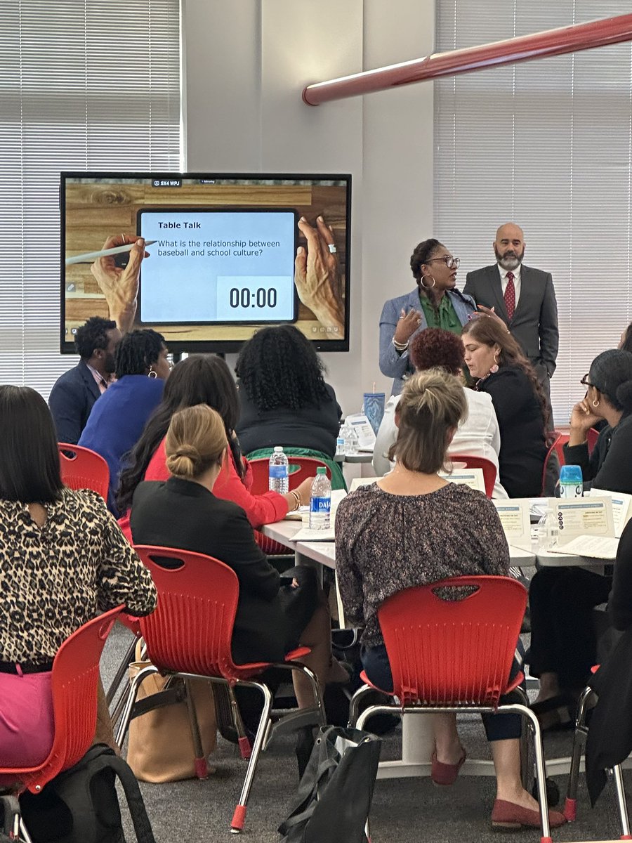 Whew! Today was filled with some intense learning and capacity building at  Waltrip HS. <a href="/rhonore36/">Rhonda Honore'</a> <a href="/technagogy/">Michael J Ruiz</a> <a href="/_cphilli2/">Dr. Carlos Phillips</a>  were dropping 💎 💎 💎! And I was volun-selected to share from our passionate table talk about culture. @HISD_LPD is stacking the deck! Who or what’s next?