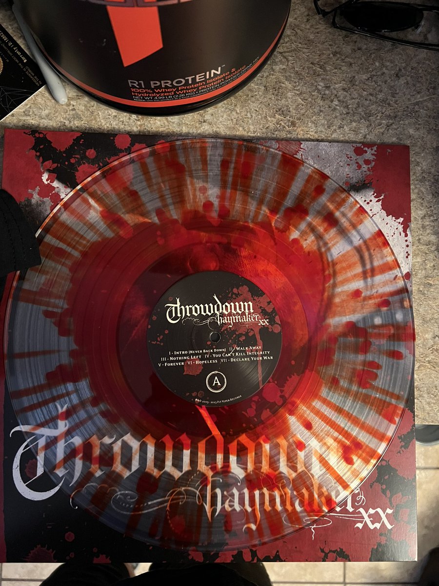 FatZack_27's tweet image. This vinyl that @Throwdown fucking slaps. One of the best hardcore records of all time. NEVER BACK DOWN NEVER GIVE IN! #Haymaker #Throwdown
