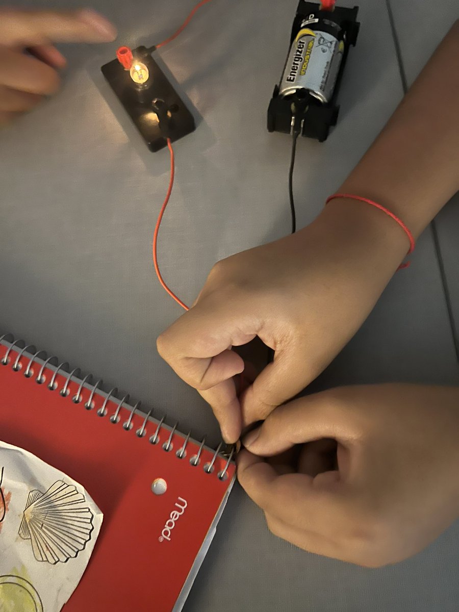 laceybraj's tweet photo. Designing circuits and finding different conductors to add to the circuit. Even Mr. A got in on the action! His watch and whistle are both conductors @exleyexpress #braj5math #exleytweets https://t.co/QuOV2LvXpD