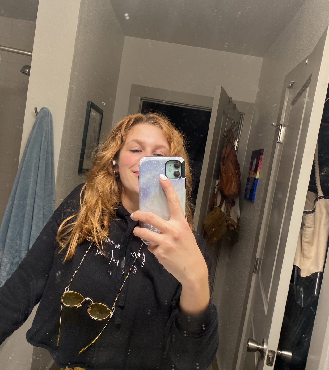 We as a society are not acknowledging enough how cute I am as a ginger