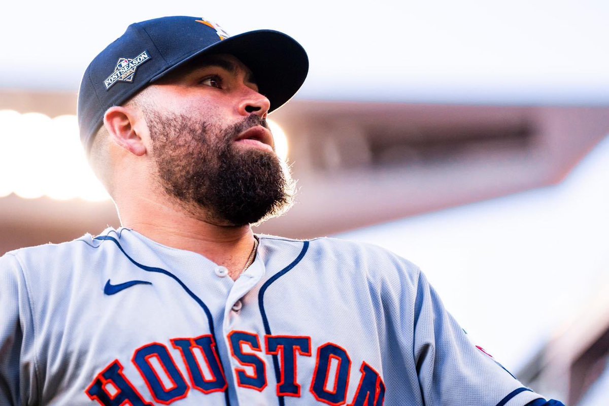 #MLB.

La victoria mexicana.

El sinaloense José Urquidy se apuntó la victoria con los Astros de Houston y consiguió el boleto a la Serie de Campeonato de la Liga Americana

Urquidy lanzó 5.2 entradas, recibió 2 carreras, 3 hits recetando 6 ponches ante los Twins 🇲🇽⚾️