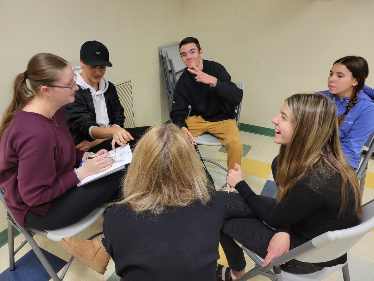 LakeheadSchools's tweet photo. Many #LPStb students in Grades 7-12 were joined by friends at Superior-Greenstone District School Board to participated in a leadership conference today to learn about diversity, equity, and inclusion! https://t.co/q6KurD6mbI