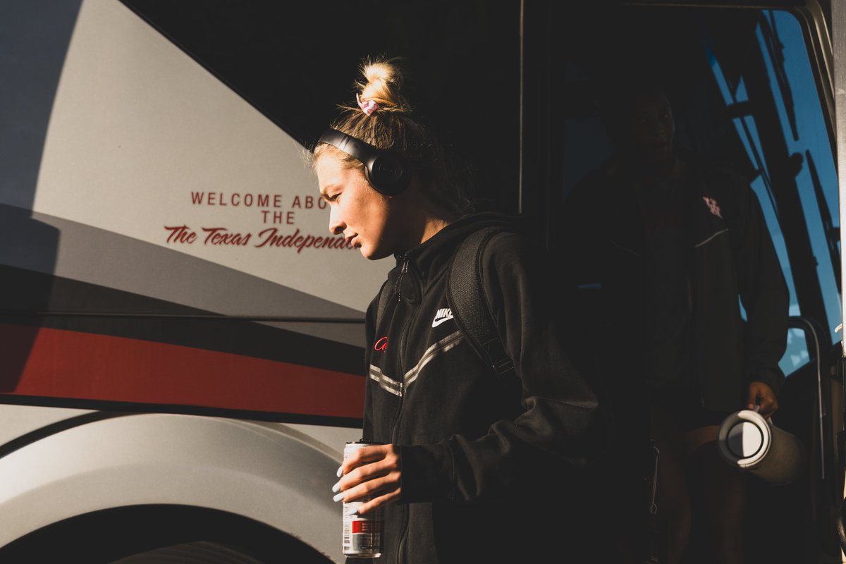 In the zone. 😤

#HTownHustle | #GoCoogs