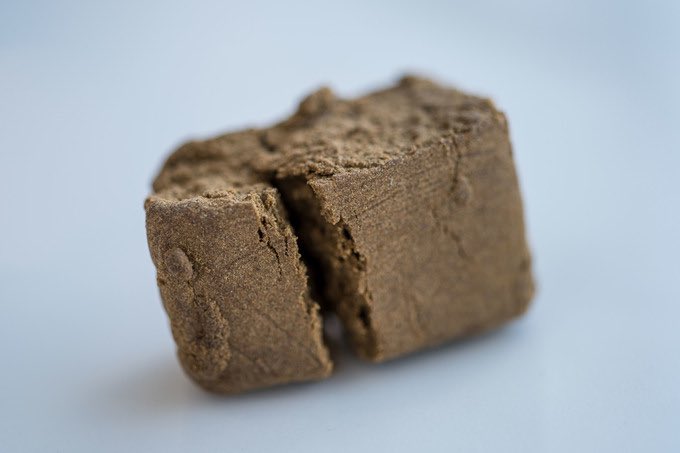 SmokeBreakClay's tweet photo. @NYC_ClayMan Brownie? https://t.co/lqX9m64PJi