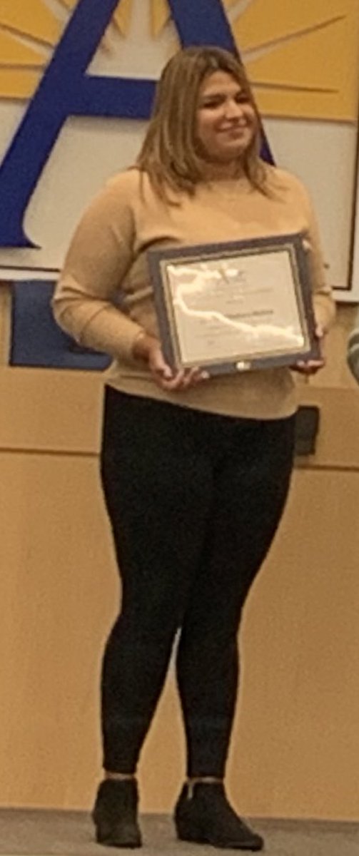 Celebrating Idalia Villatoro Molina at the APS school board Hispanic Heritage Month recognition. Her leadership, service, and support of others in the community is impressive. #MaverickPRIDE