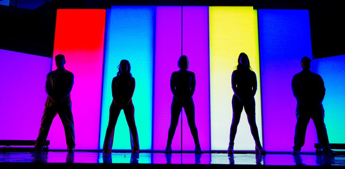 Zstcin's tweet photo. I am so happy that @sclub is touring again!  @SimonEllisMusic #Goodtimes #sclub #bringitallback #reach @joomeara @BradleyMcIntosh @realtinab1 @MsRachelStevens #JonLee have twitter yet?  Will he?  :) https://t.co/fAwOdMxjz3