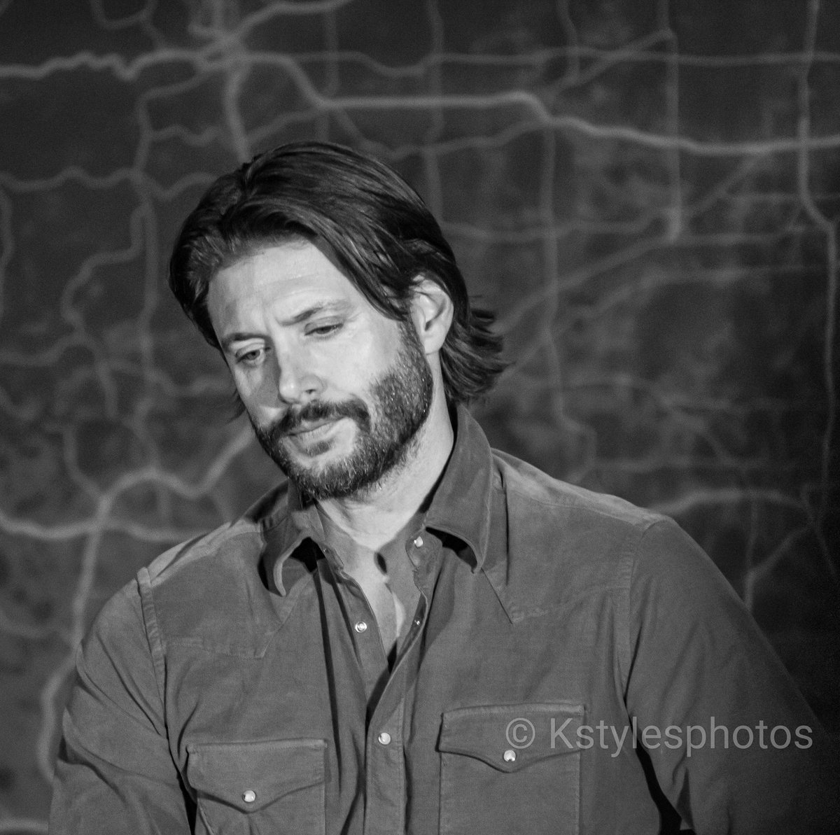 kstylesphotos's tweet photo. It's been a day.... have some moody Jensen
Also, black and white is not a strength of mine. I'll happily take tips.
#CreationMinn #JensenAckles #SPNFamily #kstylesphotos https://t.co/FcNo744Yz7