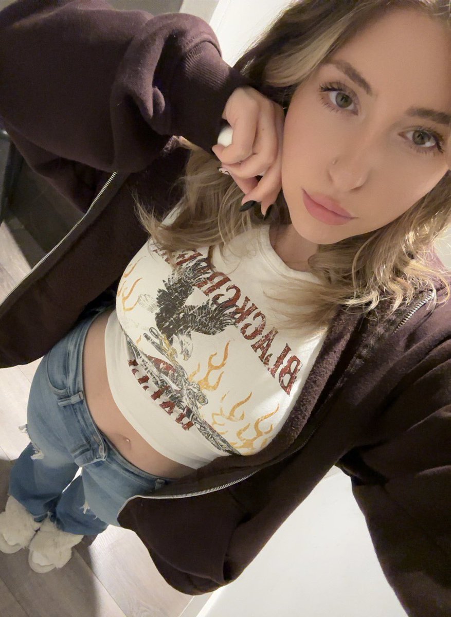 Hey pookie let’s play valorant