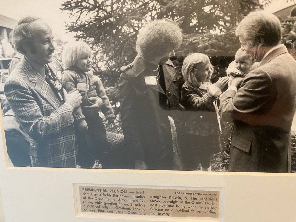 CarolineHurdUW's tweet photo. When my mom was pregnant w/ me Pres Carter stayed w/ my family and we returned later for a visit to the WH. We were raised on values of community/connection. As a #PalliativeCare and #hospice doc, I love watching him teach our country how to live well thru the end. @CarterCenter https://t.co/xAw99U0TjM