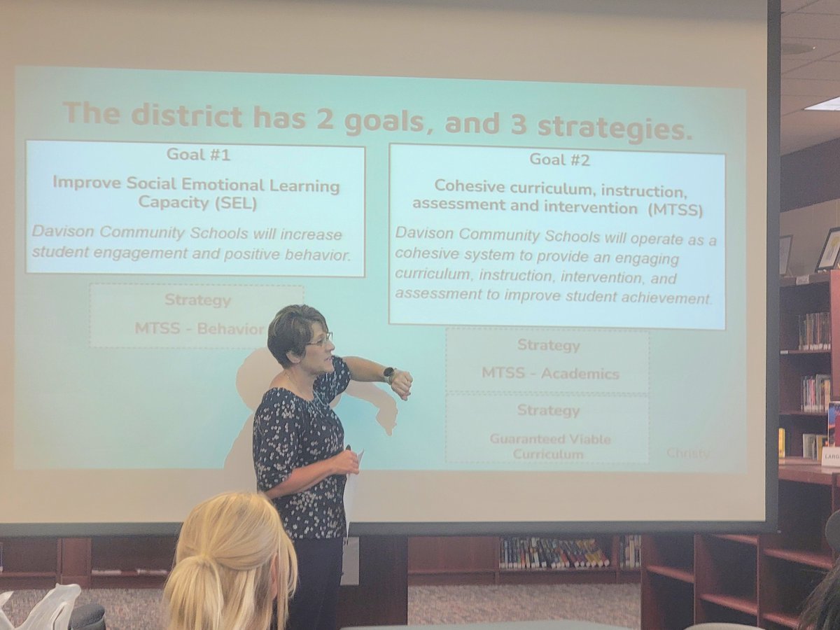 vgilbert3's tweet photo. A3: #MEMSPAChat
I want everyone to know about the great staff that we have at #HahnIntermediate
We are revamping our Continuous Improvement Process and we took staff on a bus tour to each building in the district. https://t.co/TM6cVG2zpp
