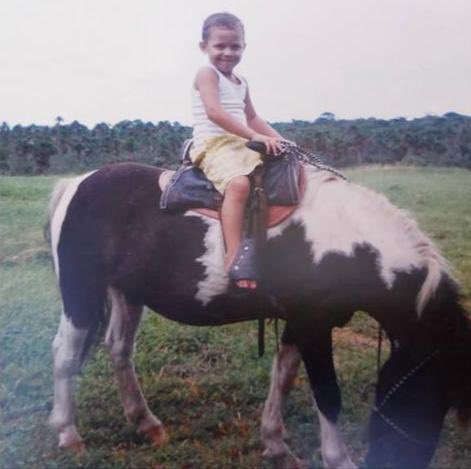 CanalMultiplica's tweet photo. Recordando a infância, onde a felicidade era simples e as risadas eram infinitas. 

Feliz Dia das Crianças! 🎉👧👦 

#infanciaeterna #infância #infancia #felizdiadascriancas https://t.co/nFplRWCQfe