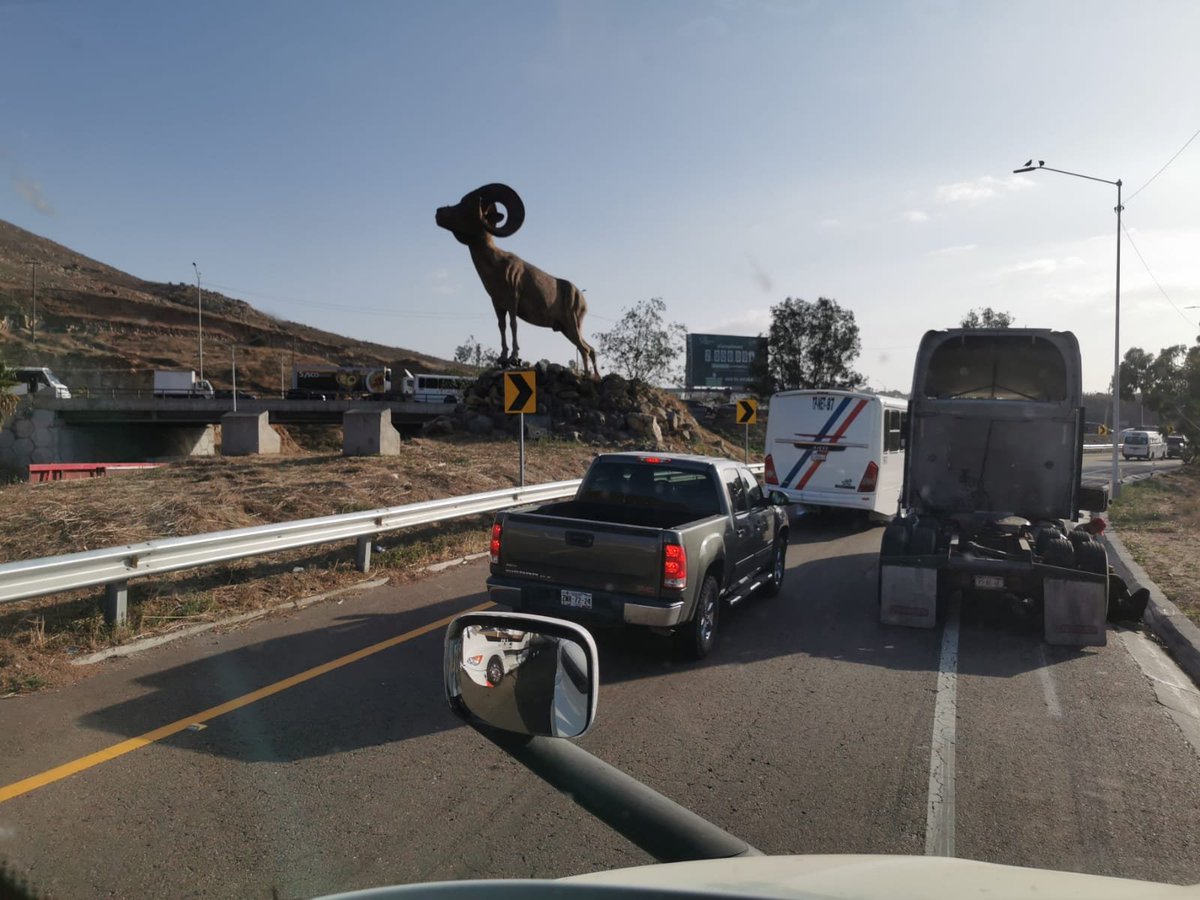 Control3Ger's tweet photo. @CAPUFE @GN_Carreteras @GN_MEXICO_ NOS APOYAN CON EL MOTIVO DE TRANSITO PESADO EN ESTA ZONA POR FAVOR https://t.co/NXmX5l4cVF